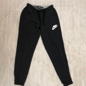 Nike Trackpants